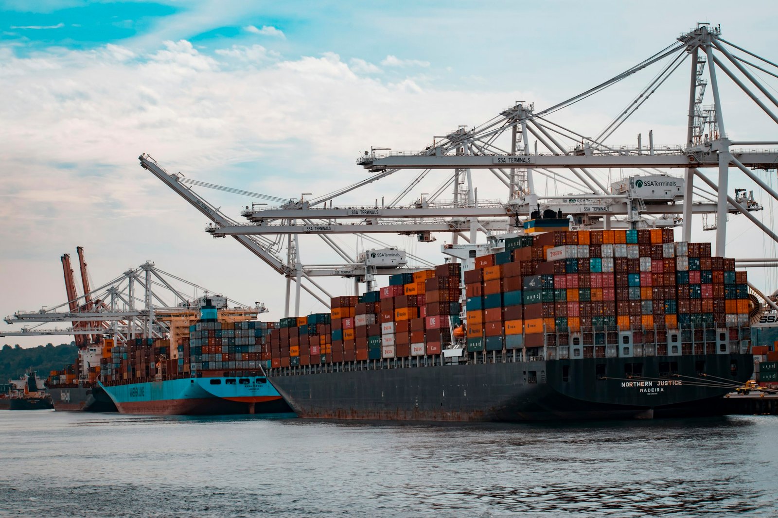 Container vessel at an export port
